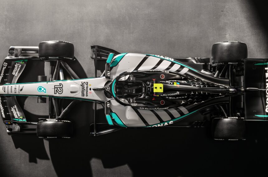 Mercedes W17 2026 power unit ibrida 50 50 elettrica termica carburanti sostenibili